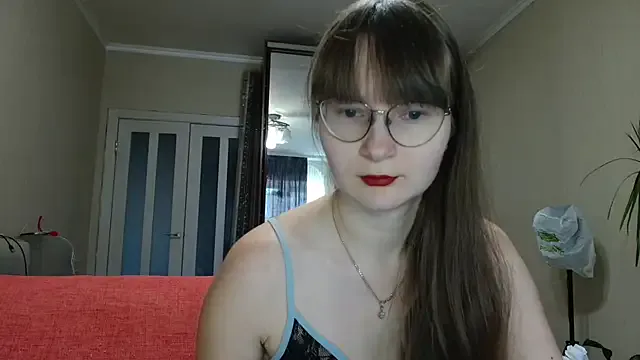 Offline KiraGoldens on StripChat