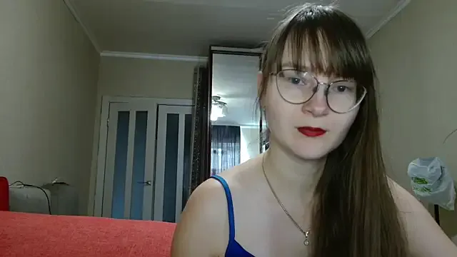 Offline KiraGoldens on StripChat