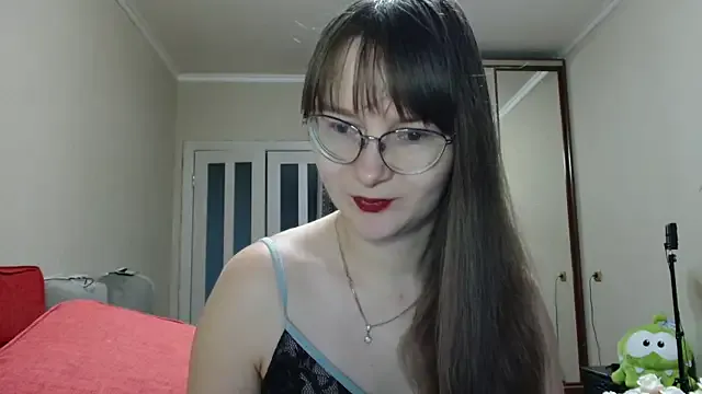 StripChat KiraGoldens is Private KiraGoldens — open pussy