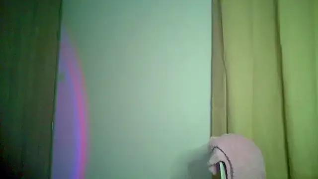 Kiri_Cutee from StripChat