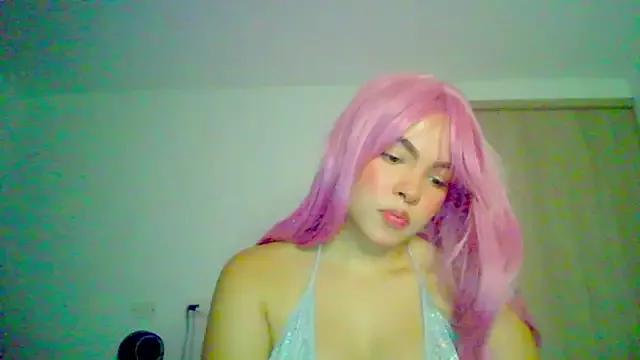 Kiri_Cutee from StripChat
