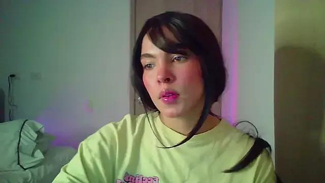Kiri_Cutee from StripChat