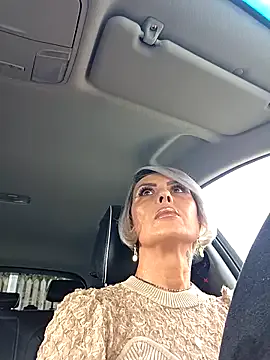 Offline KirraWhite on StripChat