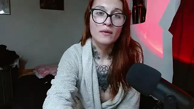 kittenlizz from StripChat