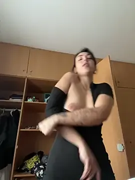 Kitty5348 on StripChat 