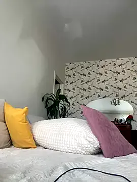 Offline Kitty_Kisss on StripChat