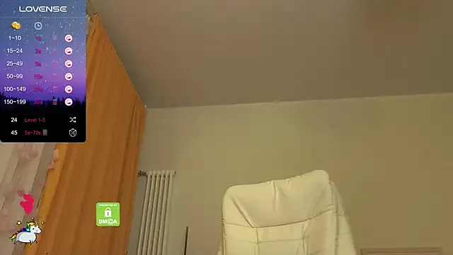 Offline Kitty_Kisss on StripChat