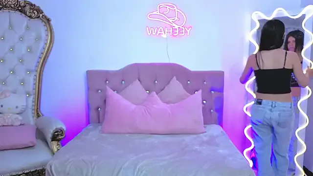 Freechat kittystart_tay on StripChat