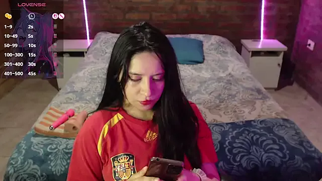 Offline KityEstrover on StripChat