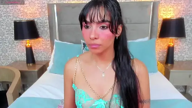 Offline KoralBlum on StripChat