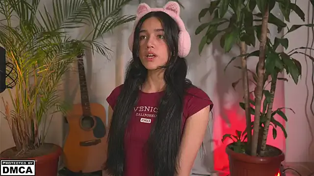 Offline Kore_Persephone on StripChat