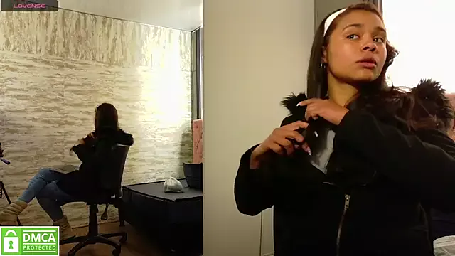 Offline Kristall_06 on StripChat