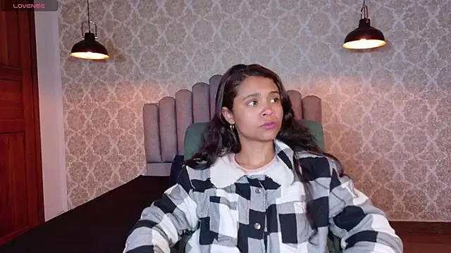 Offline Kristall_06 on StripChat