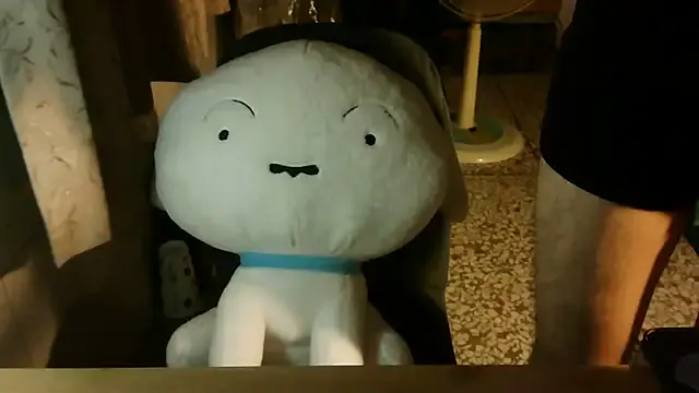 Offline KYU890428 on StripChat