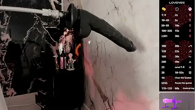 la_mazona on StripChat