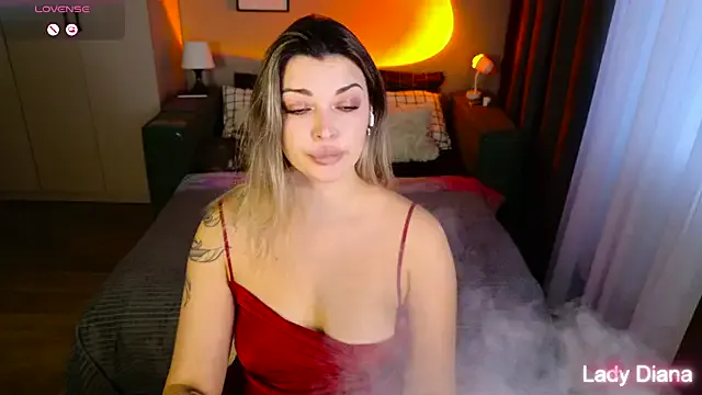 Offline LadyDiLancaster on StripChat