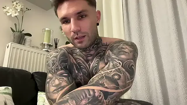 Offline Larsskeet on StripChat