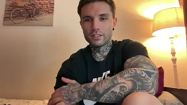 Offline Larsskeet on StripChat