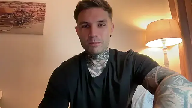 Offline Larsskeet on StripChat