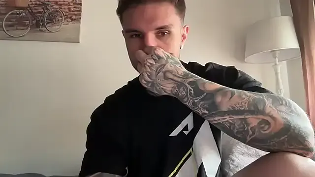 Offline Larsskeet on StripChat