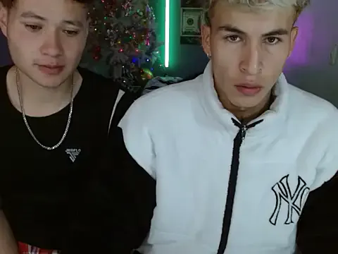 StripChat Latin_boysxxxx is Freechat Latin_boysxxxx — bareback and cum #cum#show#dirty#eating