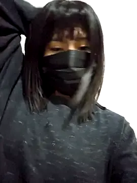 Offline Latin_summer on StripChat