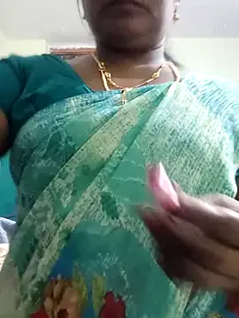 Freechat laxmipriya143 on StripChat