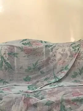 Offline Layla_lolo on StripChat