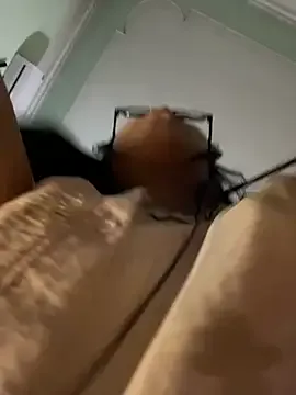 Leeeeiu on StripChat