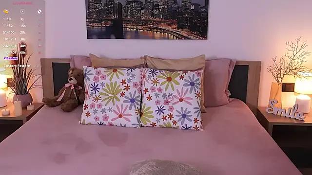 Leila__Sweet from StripChat
