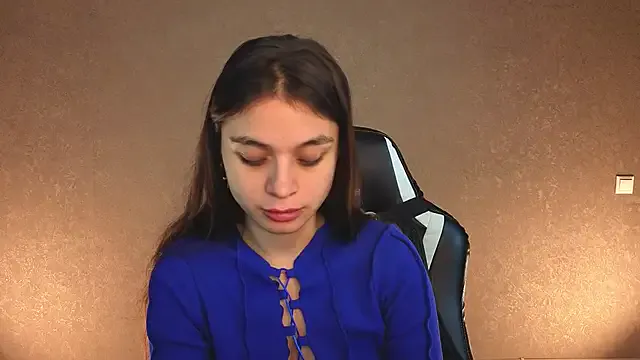 Leila_Hefner on StripChat