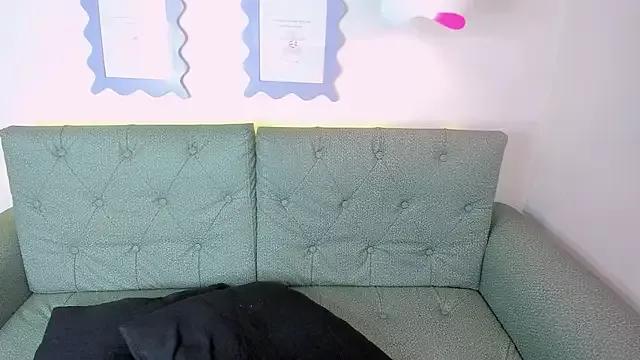leila_whisper from StripChat