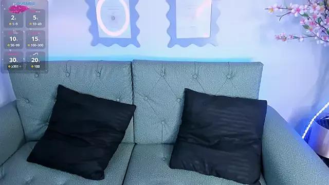 leila_whisper from StripChat