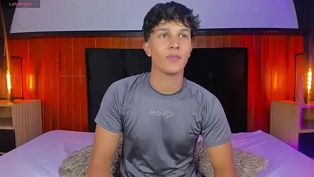 Offline Leo_Savage_ on StripChat