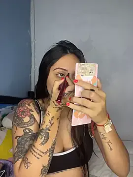 StripChat liahouses is Freechat liahouses — Rindding dildo