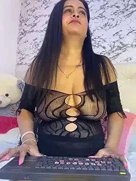 Lili__taylor from StripChat