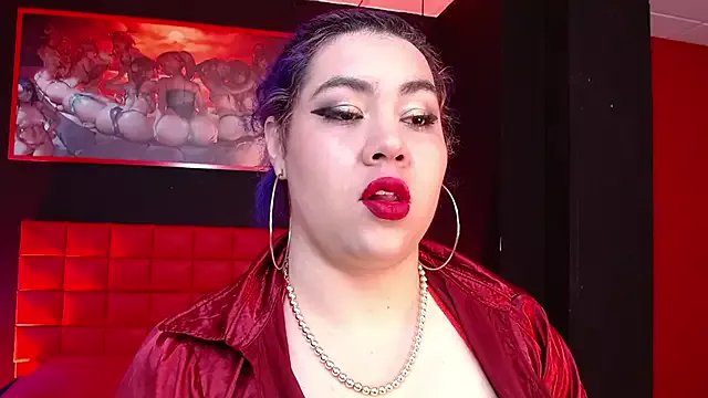 Lilih_golden on StripChat 