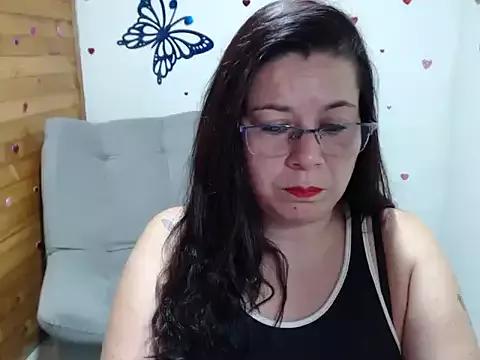 lilisa777 from StripChat