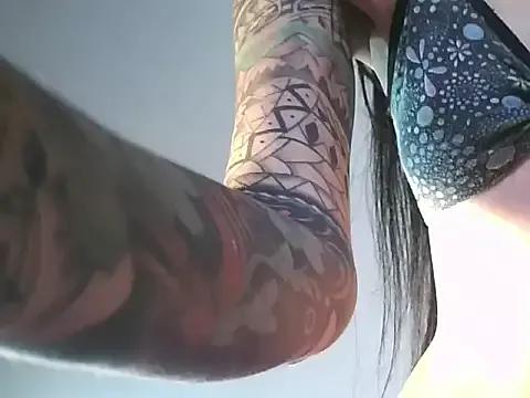 Lilith87Deep from StripChat