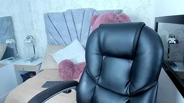 Lilith_Thompson from StripChat