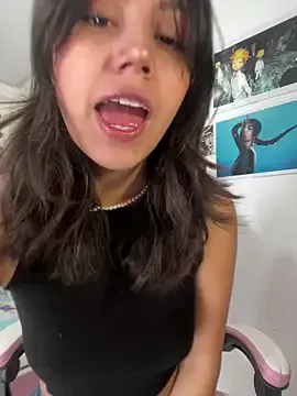 Offline LiLy_kIndly on StripChat