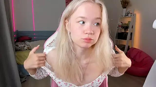Lily_Young from StripChat