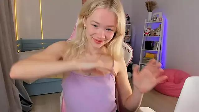 Lily_Young from StripChat