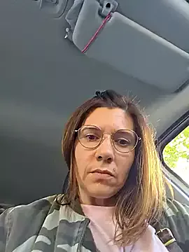 Offline Lina_lou4 on StripChat