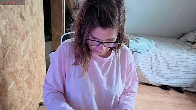 Offline Lina_lou4 on StripChat