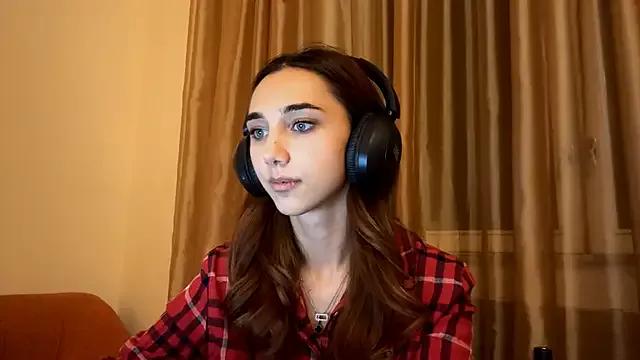 LinaMour from StripChat is Private