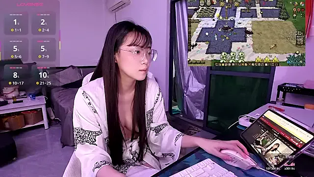 Linbaibai on StripChat