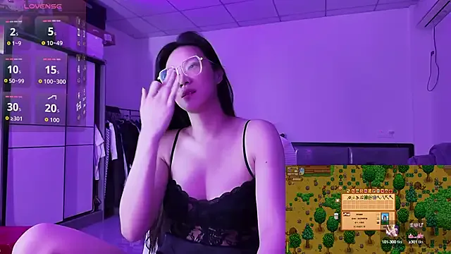 Linbaibai on StripChat