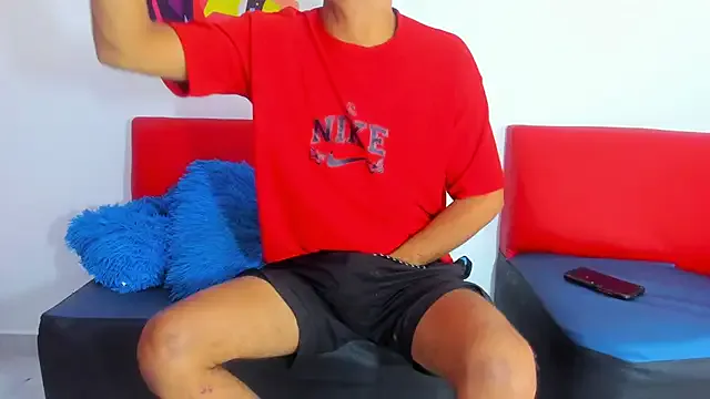 Lindaprincedemon — double shot of cum on her face