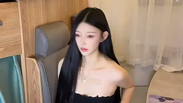 Offline linxia_baby on StripChat